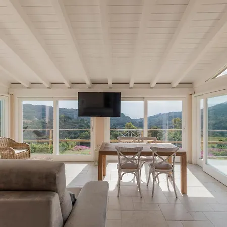 Willa Belvedere By Helloelba Rio dellʼElba